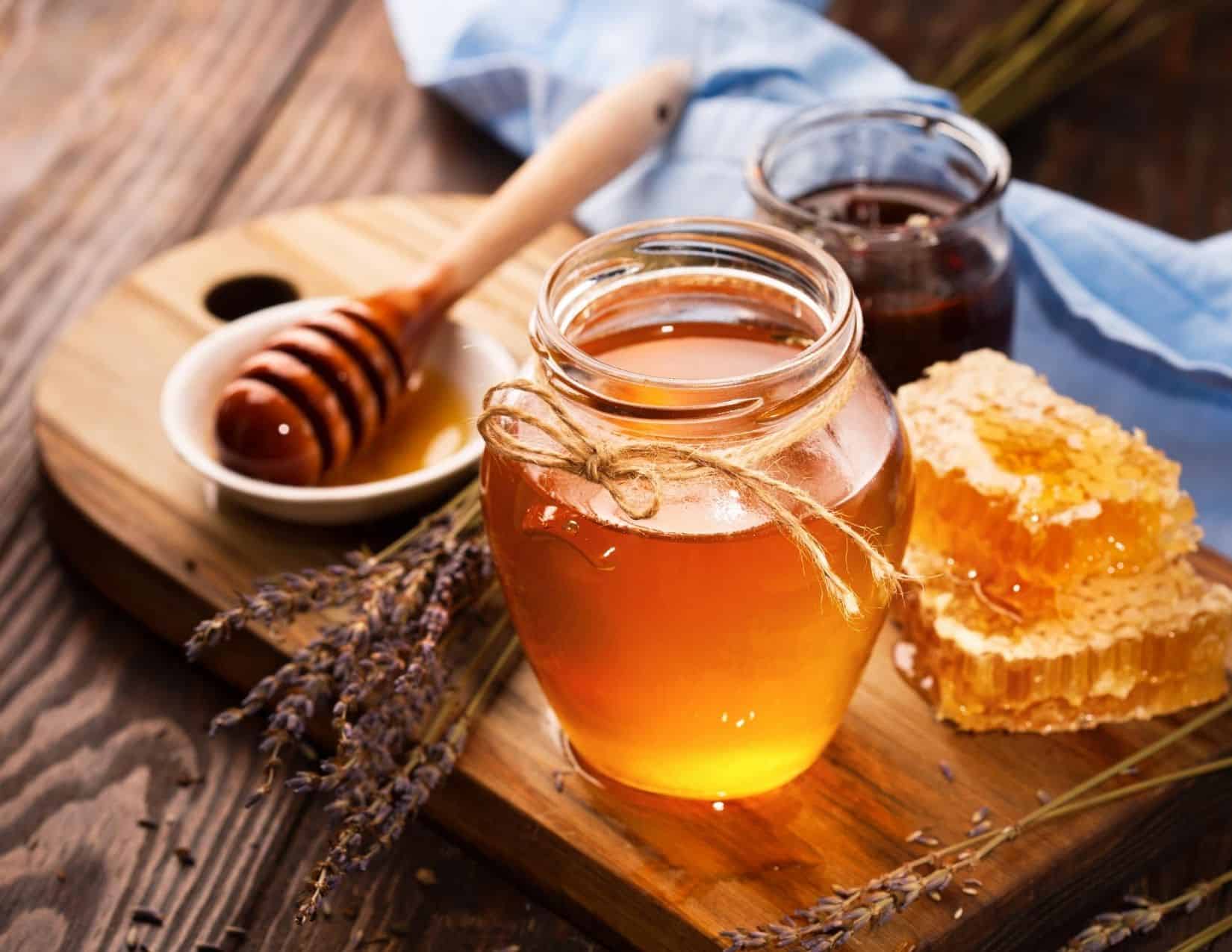 Raw Honey for Natural Allergy Relief